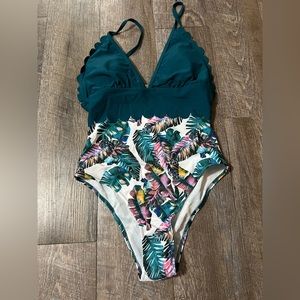 Brand new one-piece swimsuit.